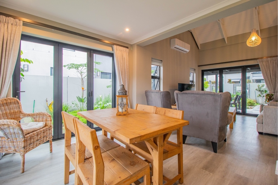 3 Bedroom Property for Sale in Aan de Wijnlanden Western Cape